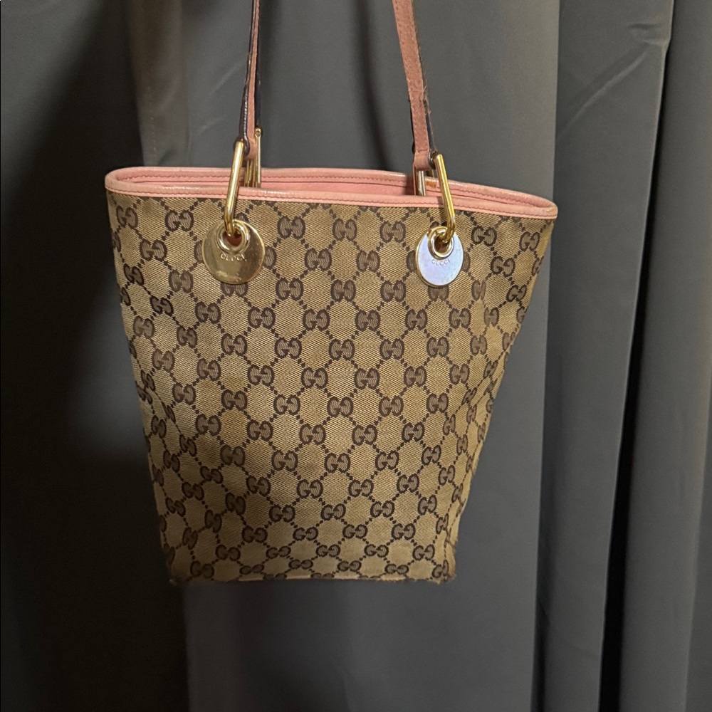 Gucci Gg Canvas Eclipse Pink Lining & Interior - image 4